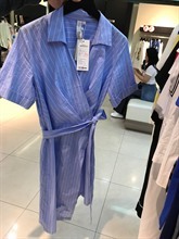 武汉服装商场全球实拍图库_武汉全球服装零售批发市场实拍_服装展会实拍款式图合辑